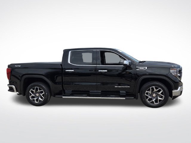 Used 2023 GMC Sierra 1500 SLT w/ SLT Premium Package AWD/4WD image 10