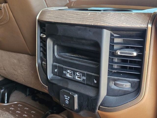 Used 2024 RAM 2500 Limited w/ Towing Technology Group image 18