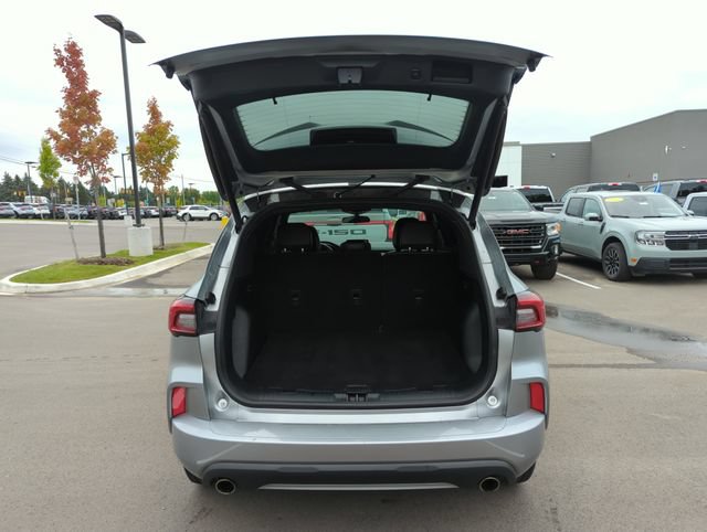 Certified 2024 Ford Escape ST-Line AWD/4WD image 18