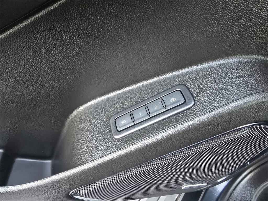 Used 2019 Chevrolet Tahoe Premier w/ Premier Plus Edition image 29