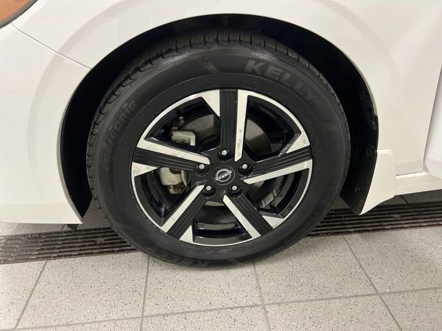 Used 2024 Nissan Sentra SV FWD image 10