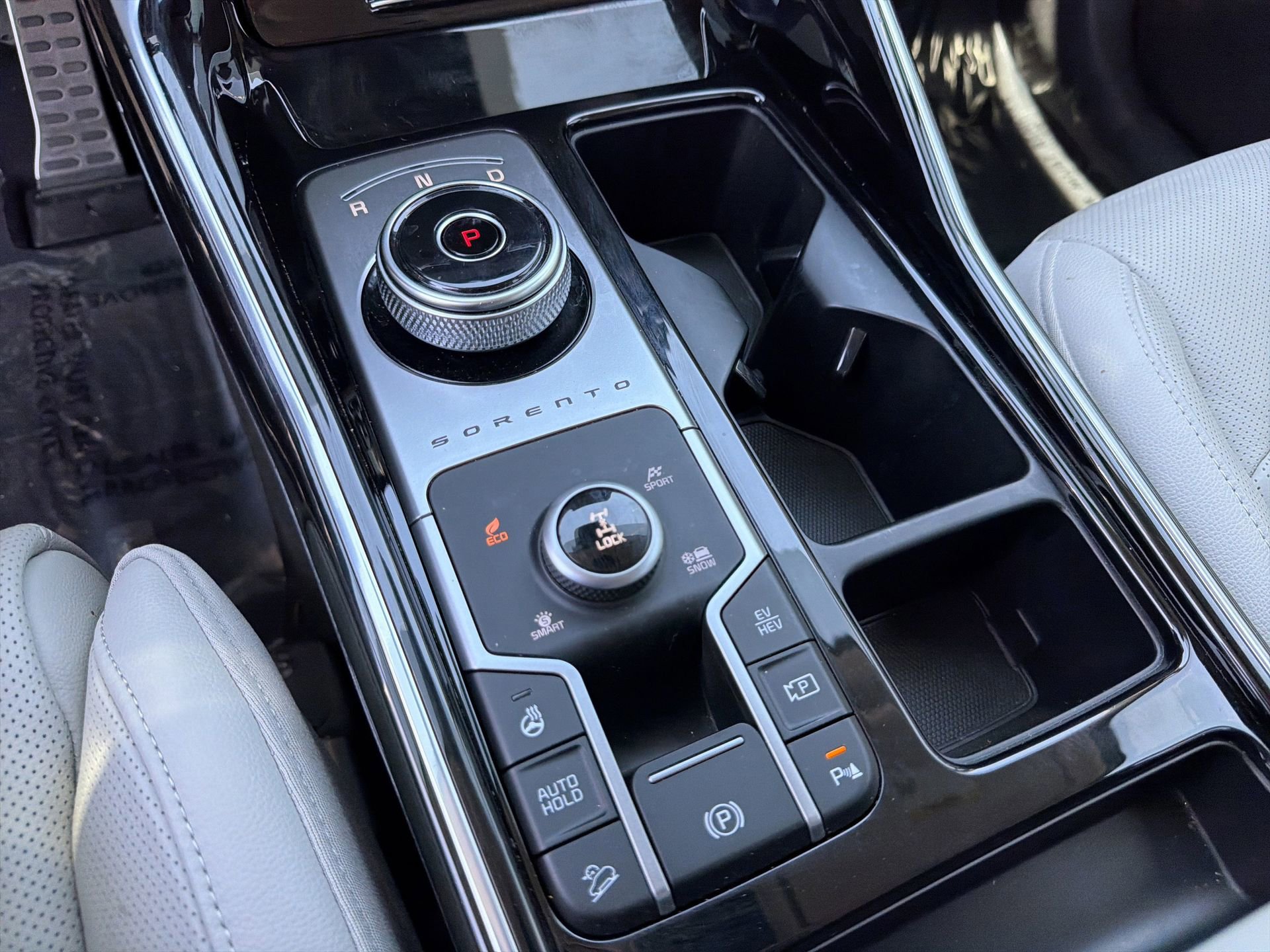 Used 2023 Kia Sorento SX Prestige image 22
