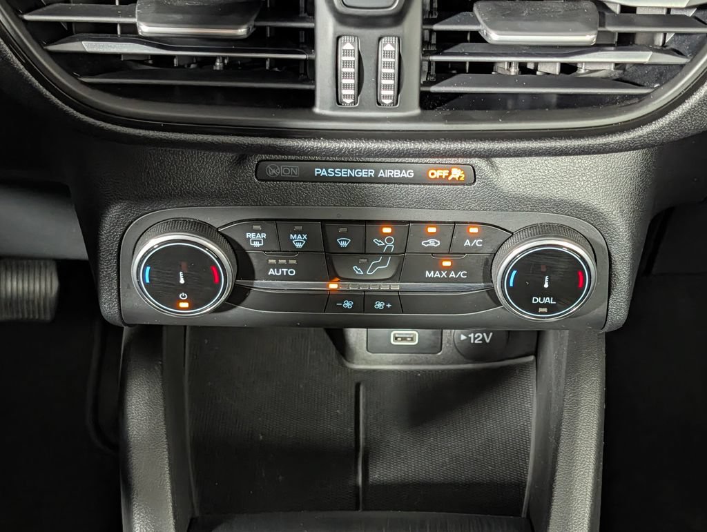 Certified 2025 Ford Escape ST-Line FWD image 15
