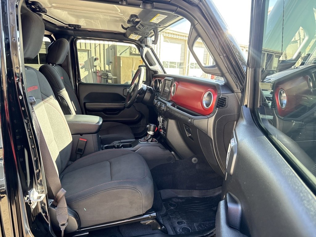 Used 2023 Jeep Wrangler Unlimited Rubicon w/ Cold Weather Group image 29