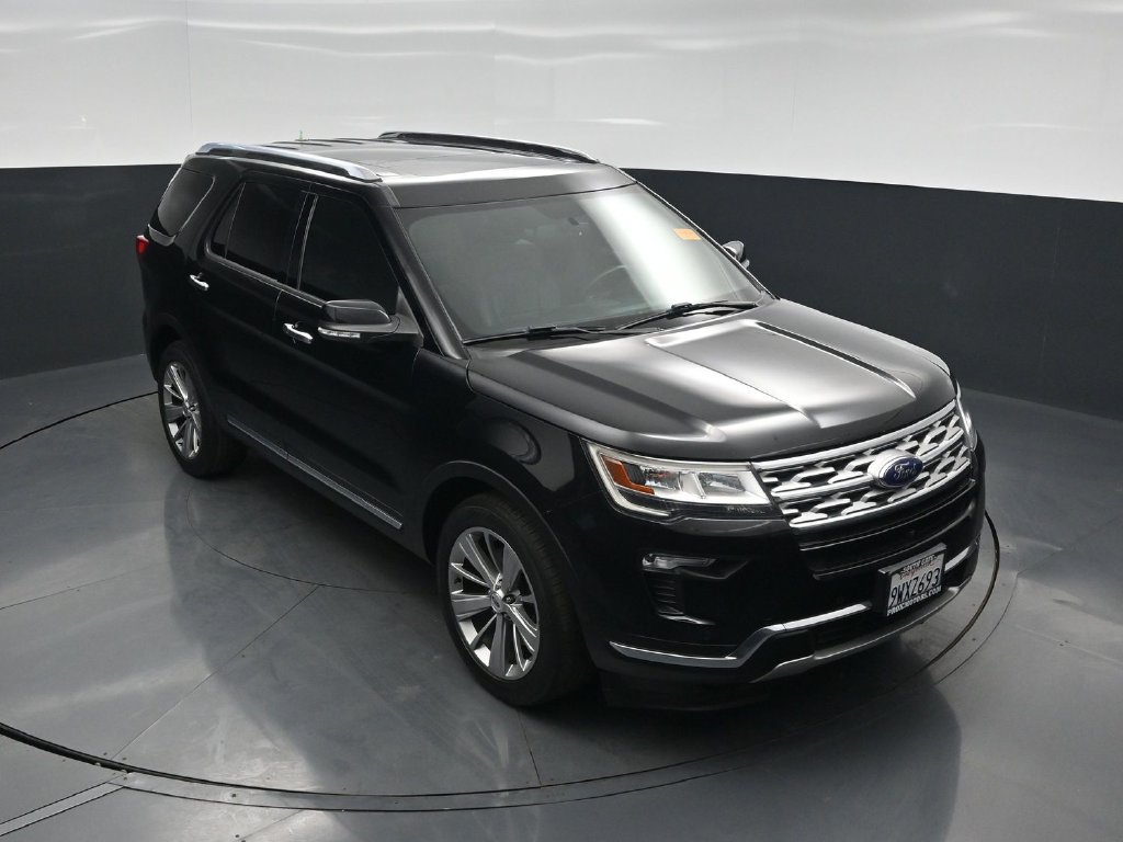 Certified 2018 Ford Explorer Limited AWD/4WD image 34