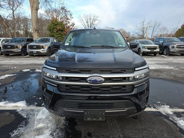 Certified 2024 Ford Expedition XLT image 8