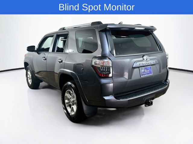 Used 2022 Toyota 4Runner SR5 Premium w/ Moonroof Package AWD/4WD image 9