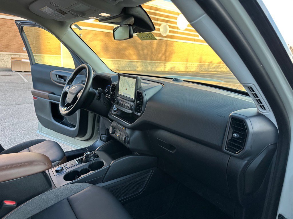 Certified 2024 Ford Bronco Sport Outer Banks w/ Tech Package image 28