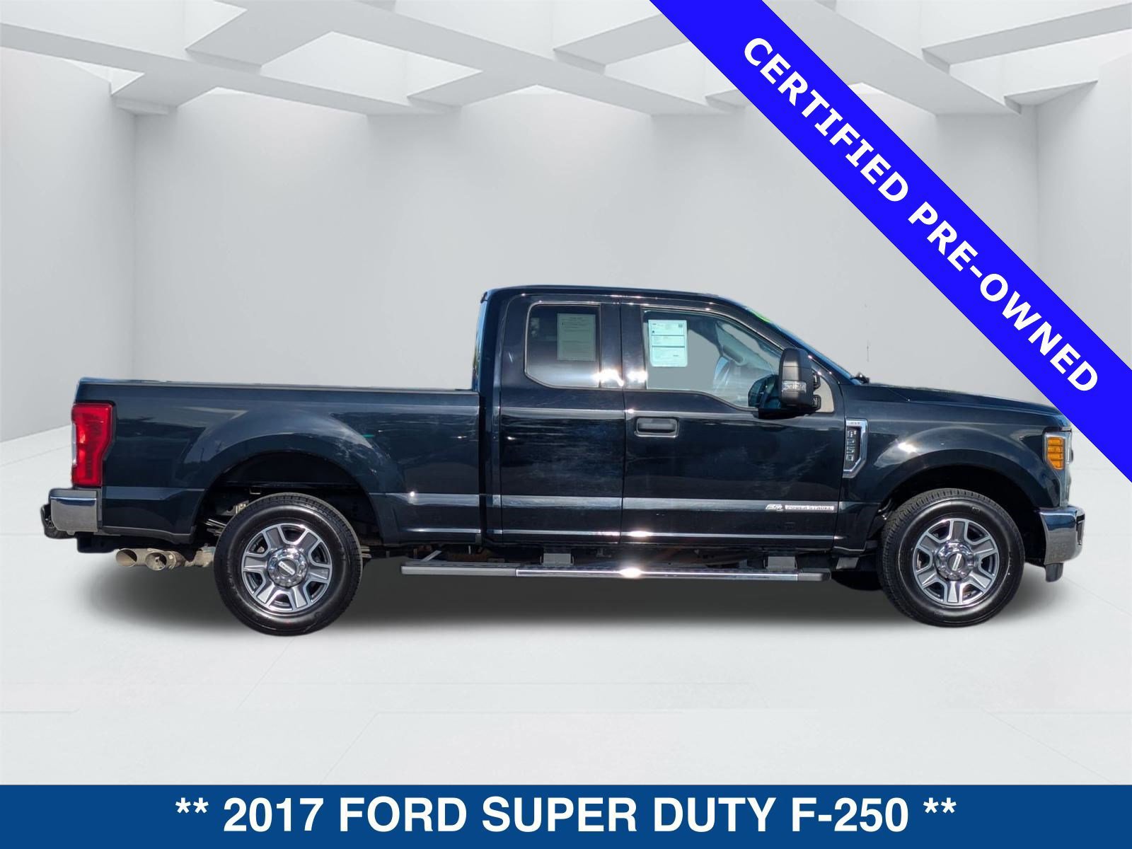 Certified 2017 Ford F250 XLT w/ XLT Value Package image 5