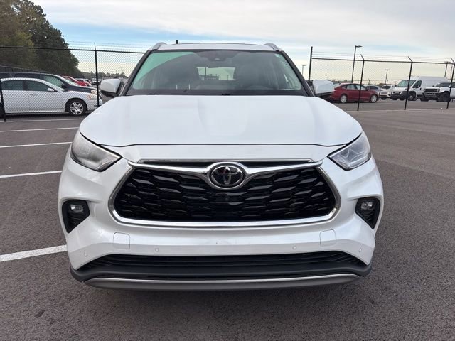 Used 2022 Toyota Highlander Platinum image 7