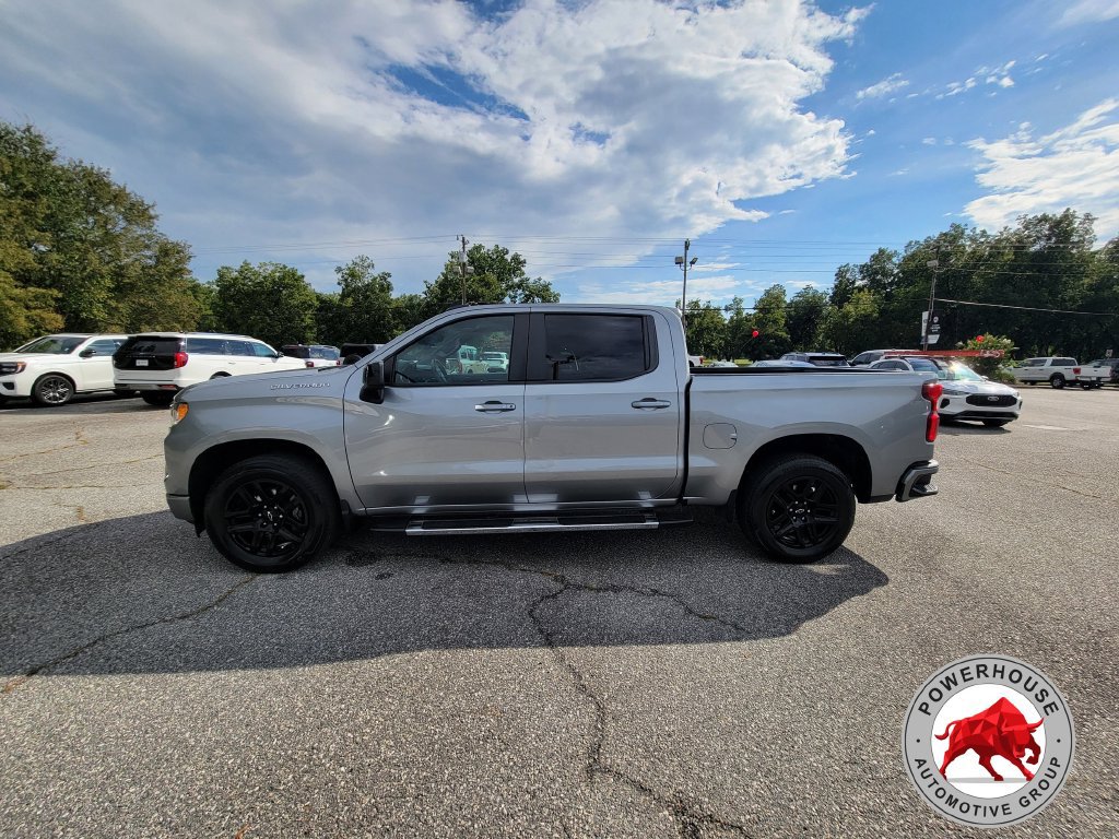 Used 2024 Chevrolet Silverado 1500 RST RWD image 3