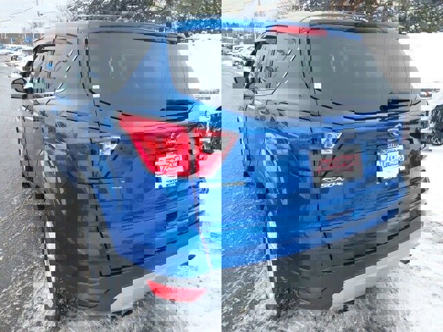 Certified 2019 Ford Escape SE image 3