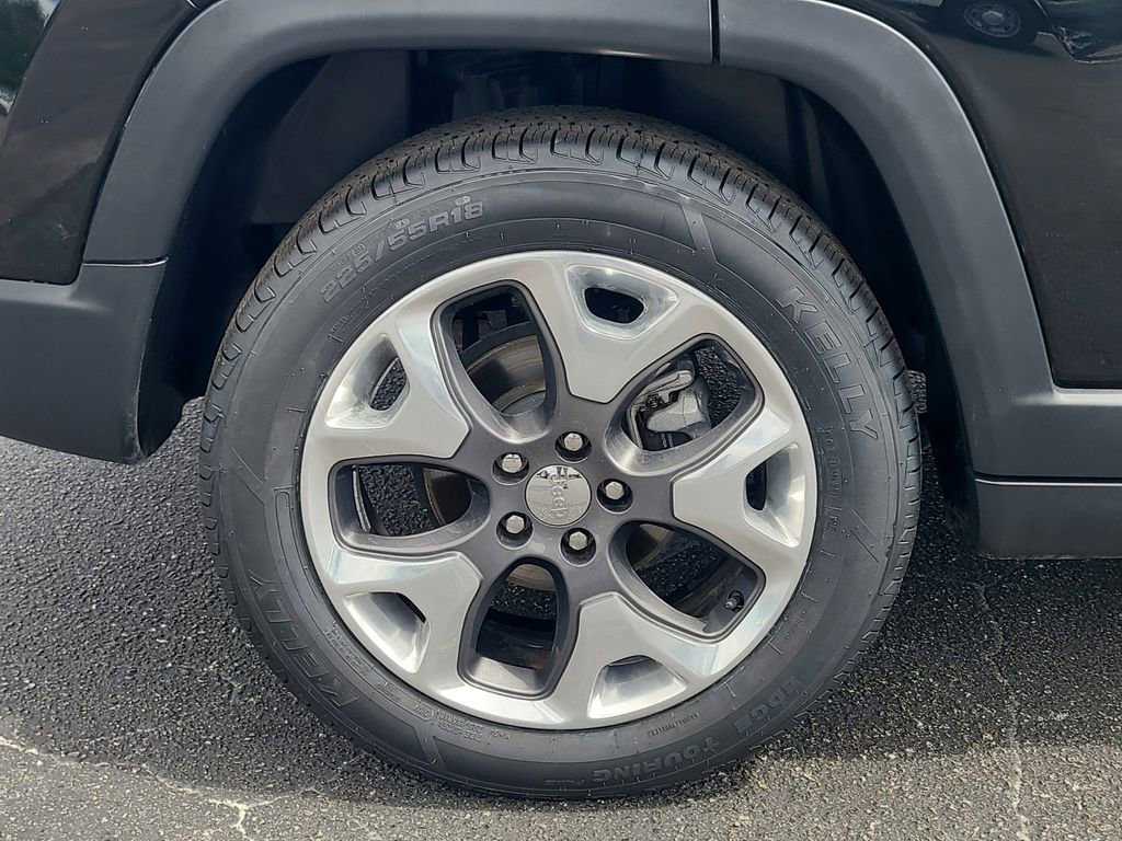 Used 2018 Jeep Compass Limited w/ Navigation Group image 5