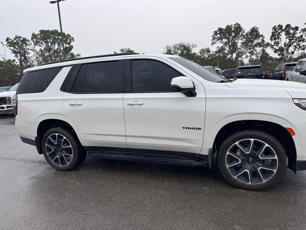 Used 2024 Chevrolet Tahoe RST w/ Luxury Package AWD/4WD image 5