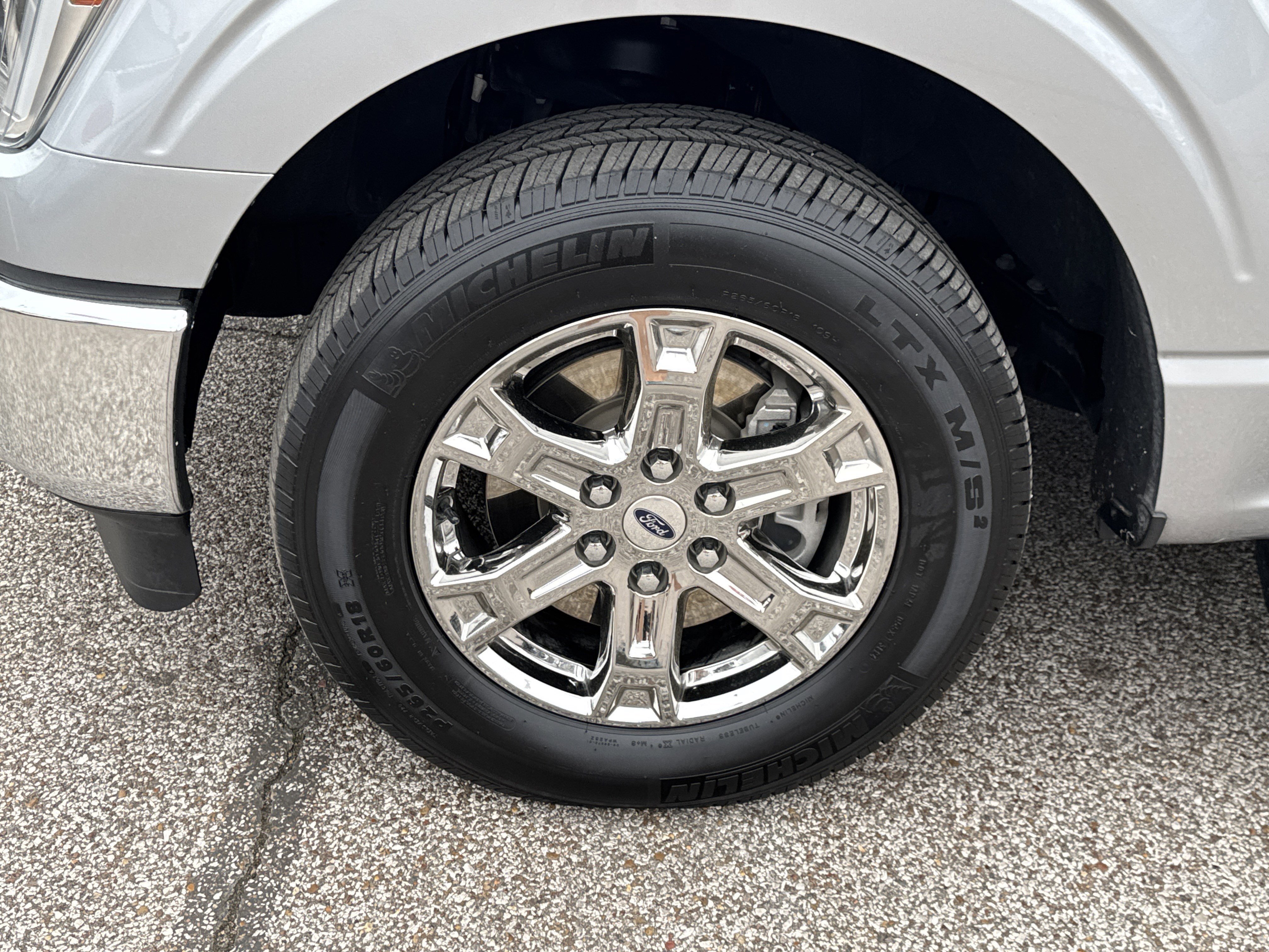 Certified 2022 Ford F150 Lariat w/ Equipment Group 502A High image 9