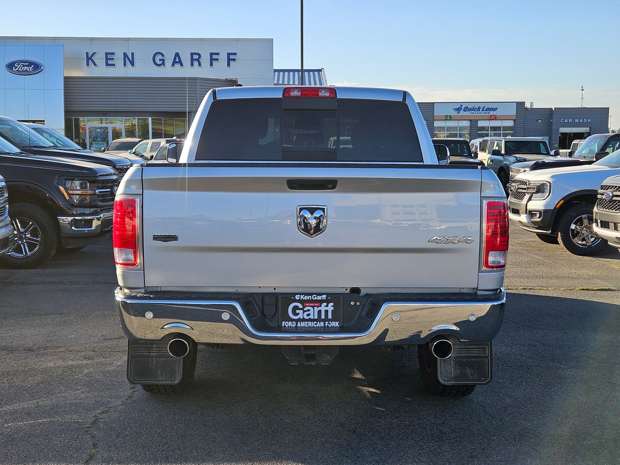 Used 2017 RAM 1500 Laramie AWD/4WD image 7