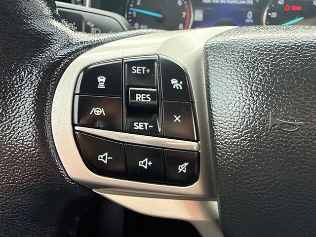 Certified 2022 Ford Explorer Limited w/ Equipment Group 301A AWD/4WD image 21