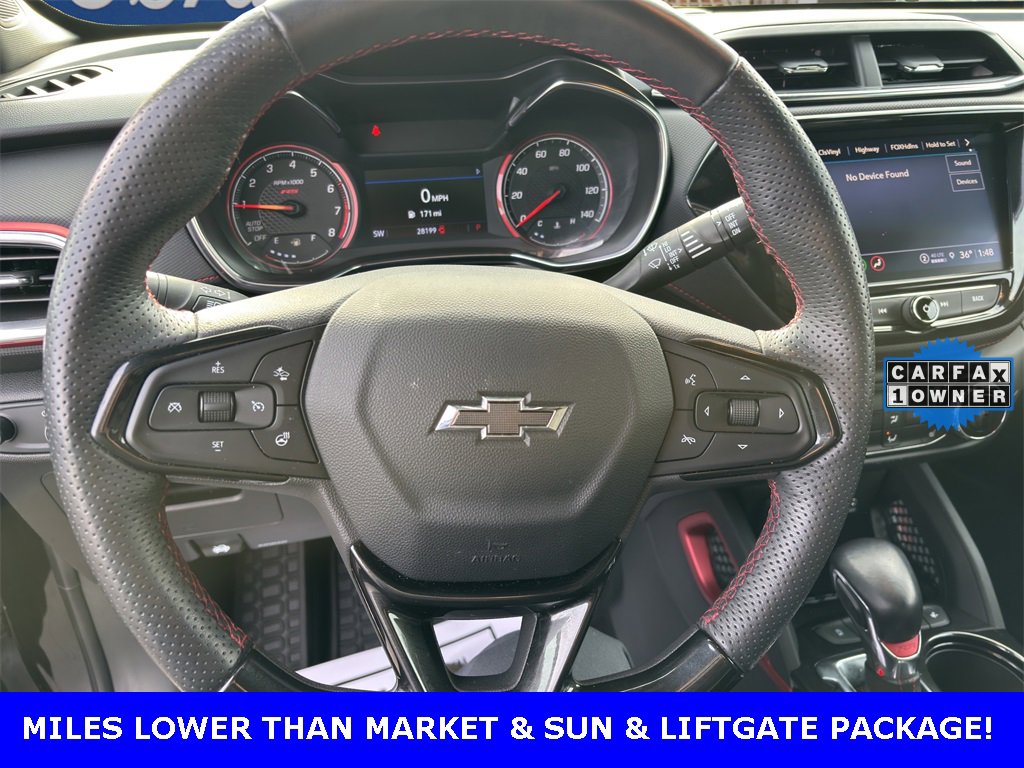 Used 2022 Chevrolet TrailBlazer RS w/ Sun and Liftgate Package image 17