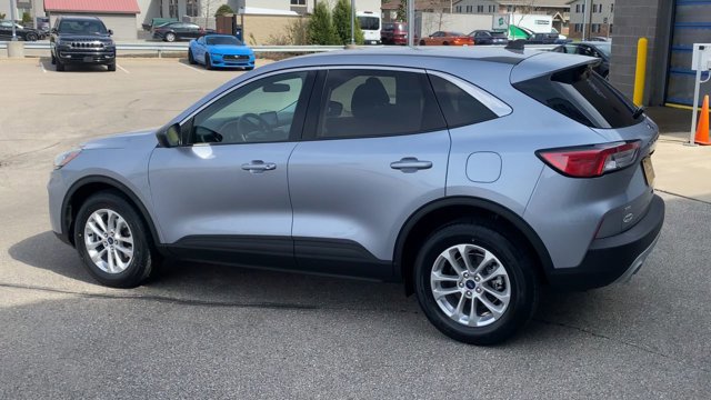 Certified 2022 Ford Escape SE w/ Convenience Package AWD/4WD image 7