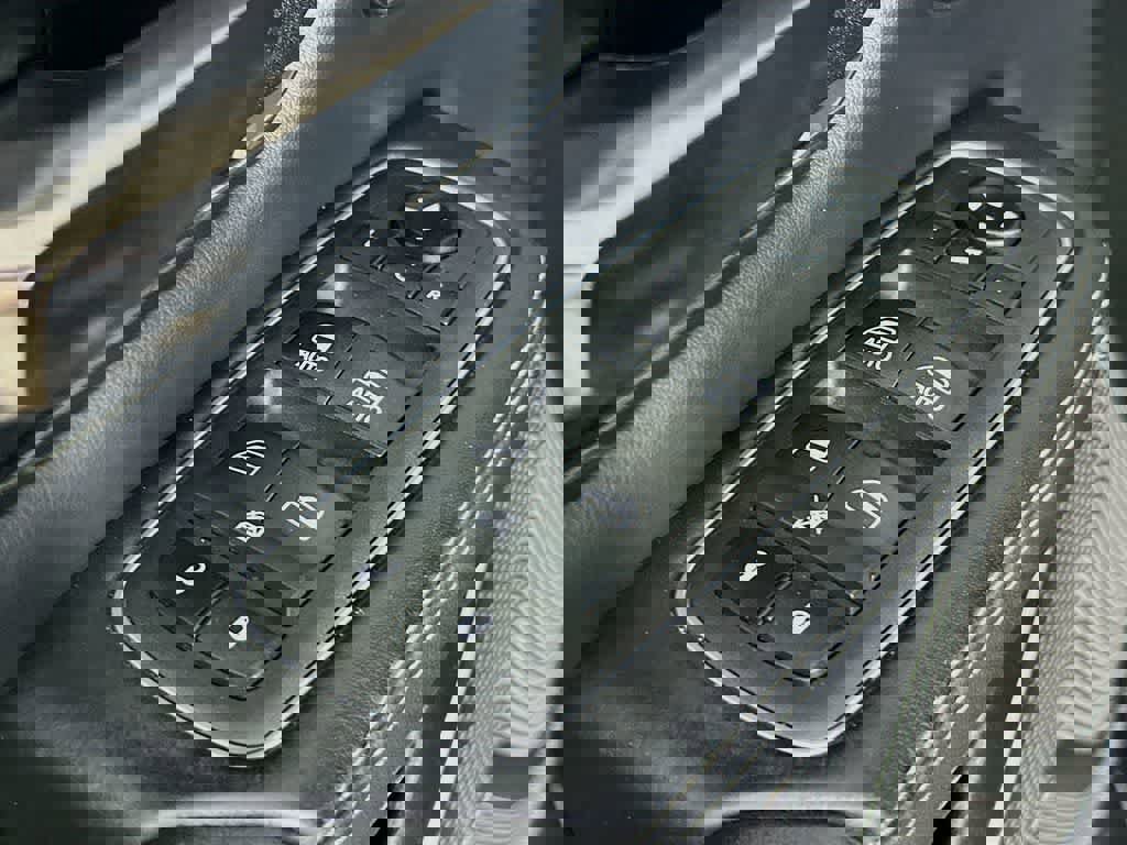 Used 2021 RAM 1500 Limited image 29