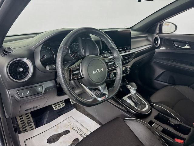 Used 2022 Kia Forte GT-Line w/ GT-Line Technology Package image 9