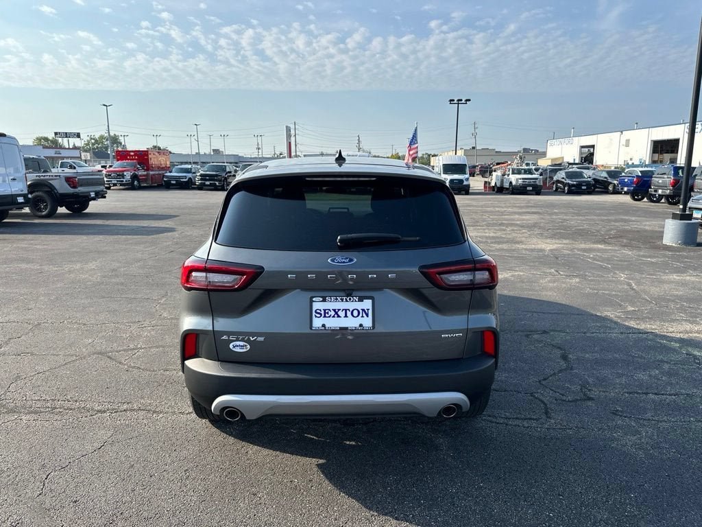 Certified 2025 Ford Escape Active AWD/4WD image 6