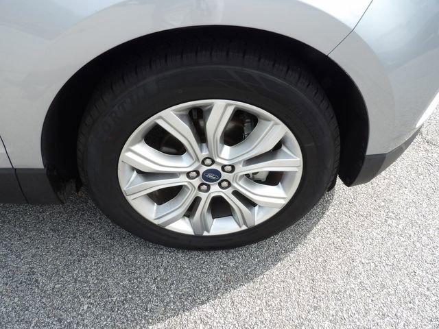 Certified 2020 Ford Edge Titanium image 9