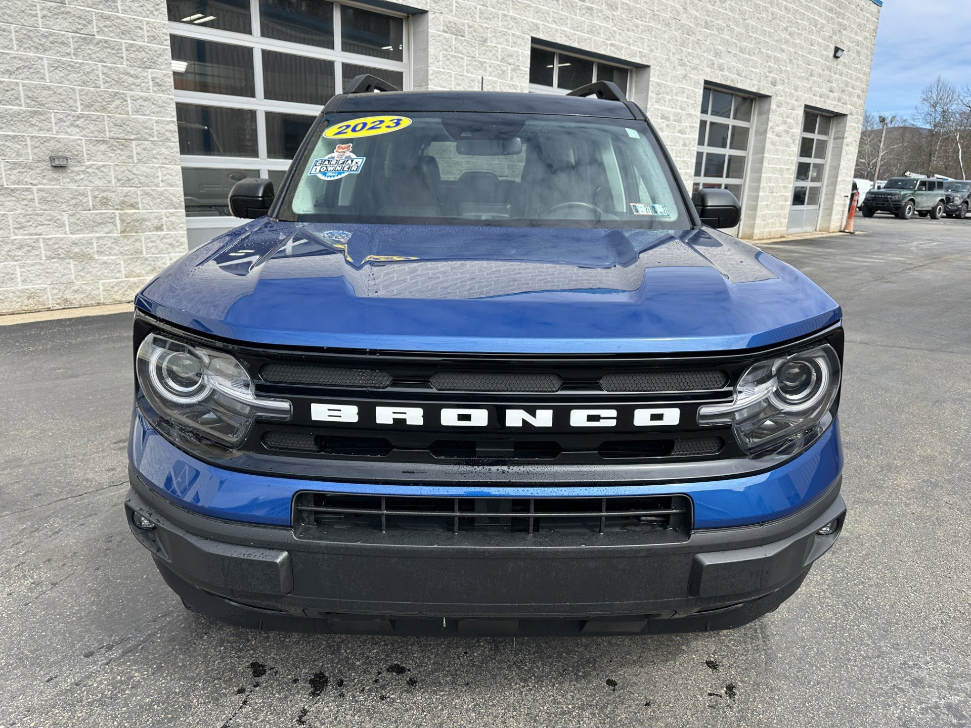 Certified 2023 Ford Bronco Sport Outer Banks w/ Tech Package AWD/4WD image 3