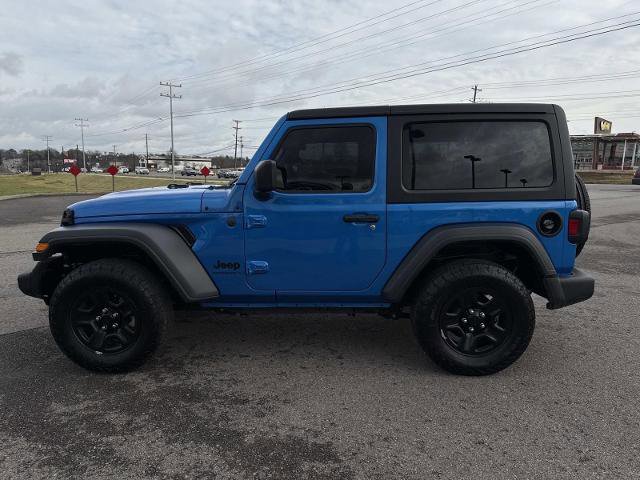 Used 2025 Jeep Wrangler Sport image 7