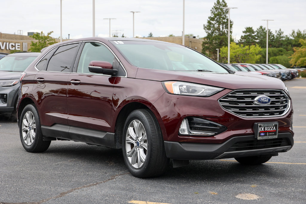 Certified 2019 Ford Edge Titanium w/ Cold Weather Package AWD/4WD image 19