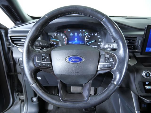 Certified 2020 Ford Explorer XLT w/ Equipment Group 202A AWD/4WD image 29