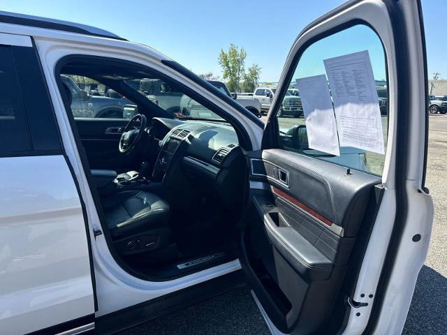 Certified 2017 Ford Explorer Platinum AWD/4WD image 7