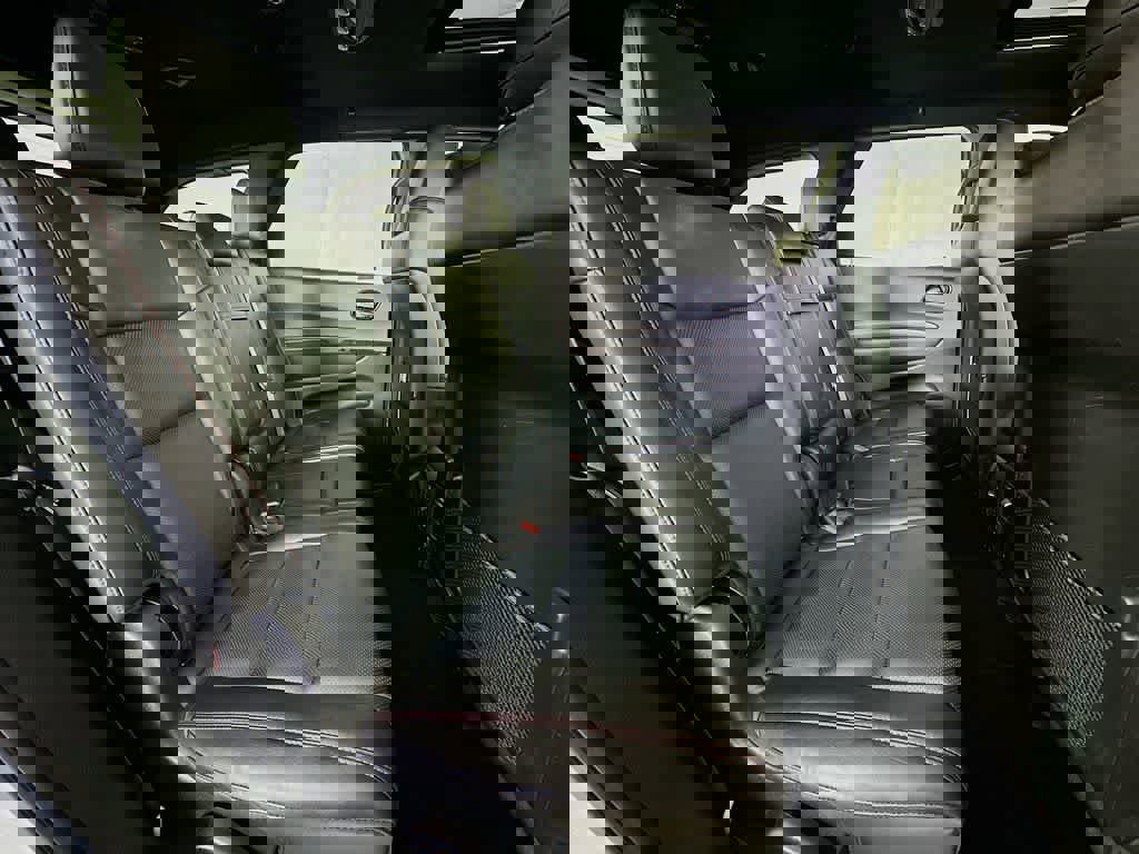 Used 2025 Dodge Durango R/T image 34