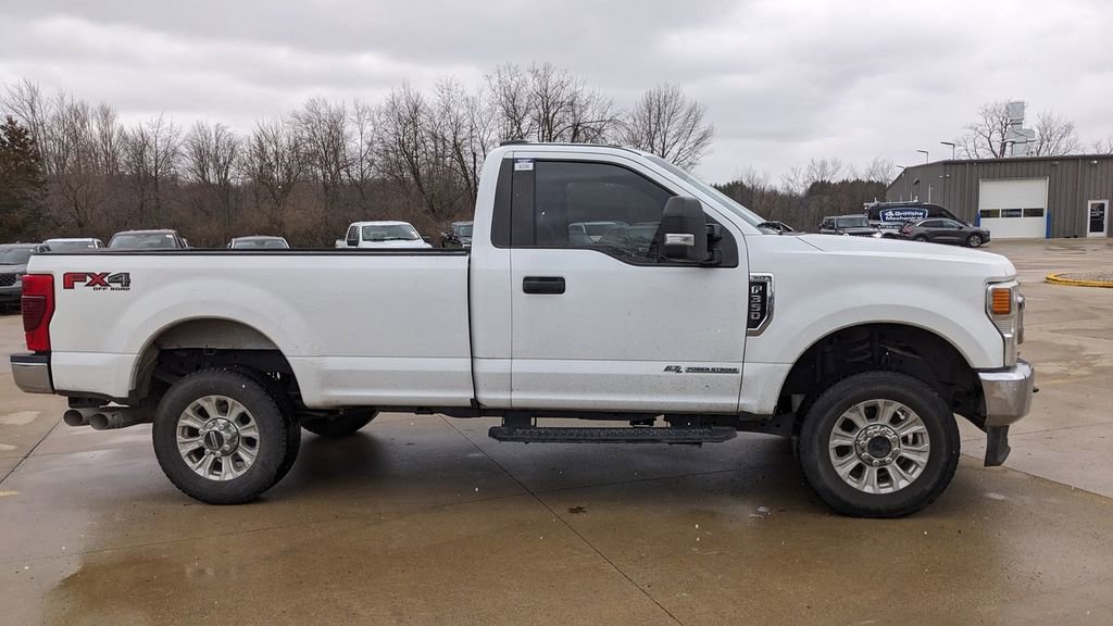 Certified 2022 Ford F350 XLT w/ FX4 Off-Road Package image 2