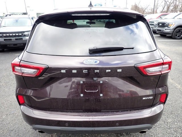 Certified 2023 Ford Escape ST-Line w/ Tech Pack #1 image 3