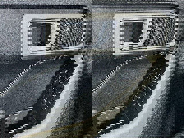 Certified 2022 Ford Explorer XLT w/ Equipment Group 202A image 10