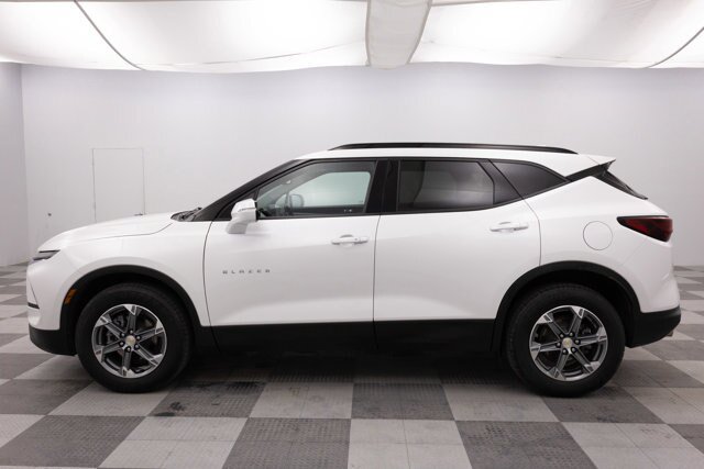 Used 2023 Chevrolet Blazer LT AWD/4WD image 7