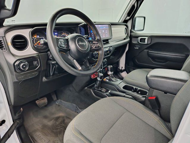 Used 2024 Jeep Wrangler Unlimited Sport AWD/4WD image 39