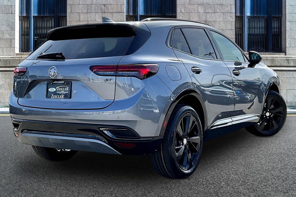 Used 2021 Buick Envision Essence w/ Technology Package I FWD image 11