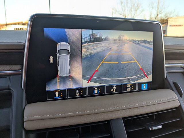 Used 2021 Chevrolet Tahoe Premier w/ Premium Package image 22