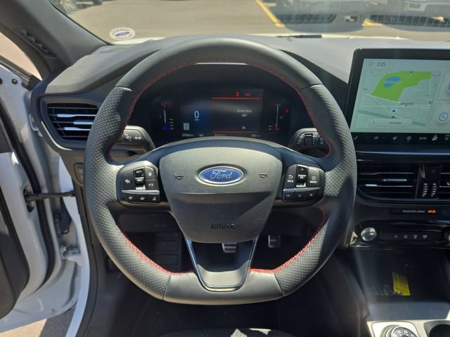Certified 2023 Ford Escape ST-Line Select w/ Tech Pack #1 AWD/4WD image 18