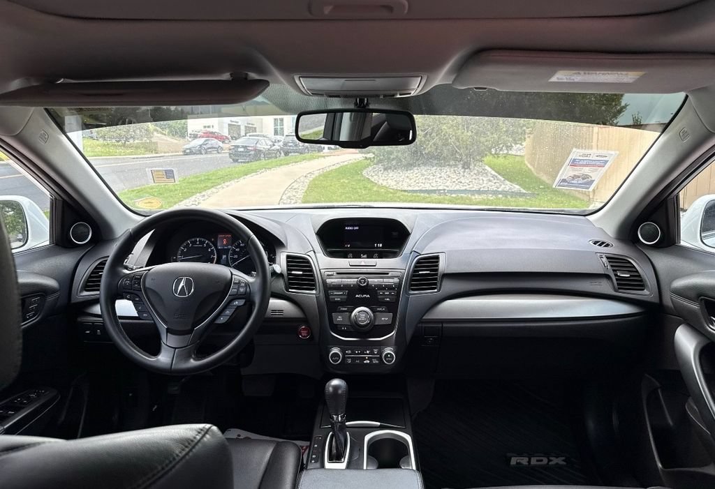 Used 2017 Acura RDX AWD image 17