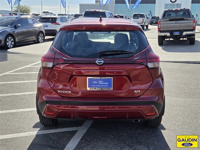 Used 2023 Nissan Kicks SR image 6