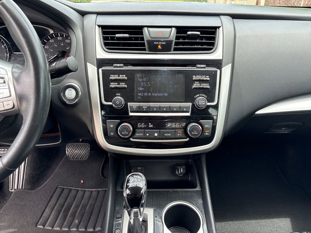 Used 2018 Nissan Altima 2.5 SV FWD image 26
