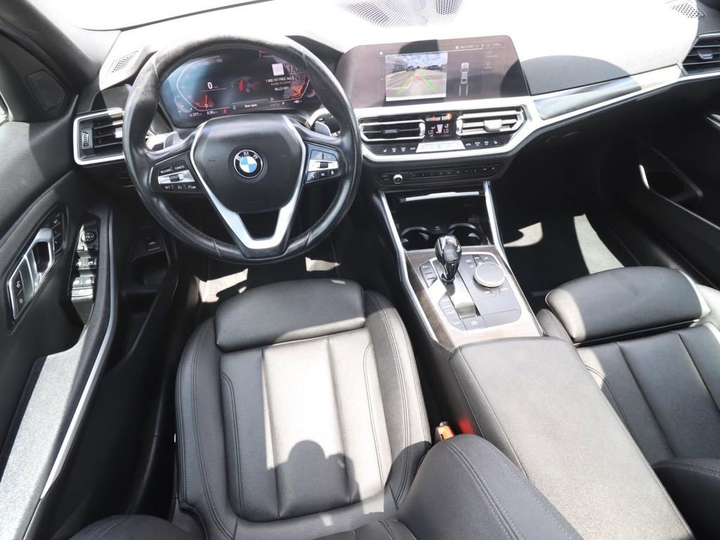 Used 2020 BMW 330i Sedan w/ Convenience Package RWD image 9