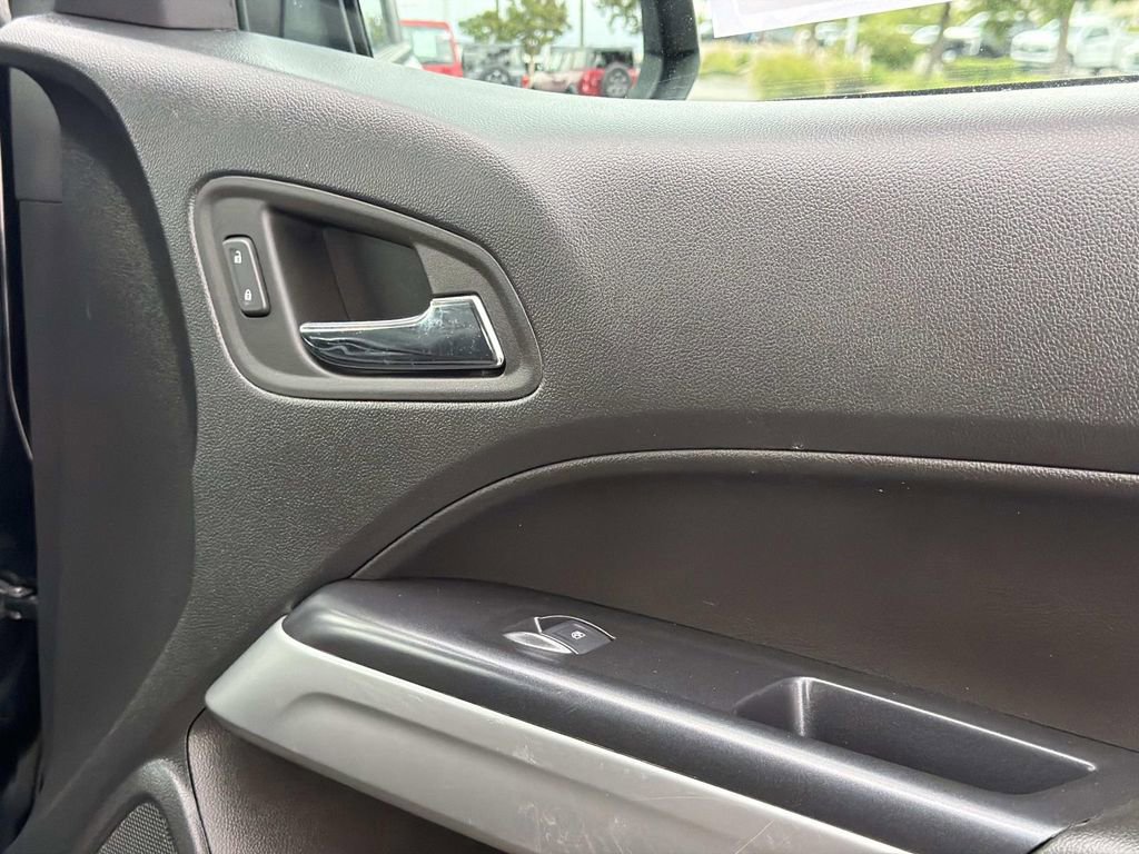 Used 2022 Chevrolet Colorado LT w/ Fleet Safety Package image 23
