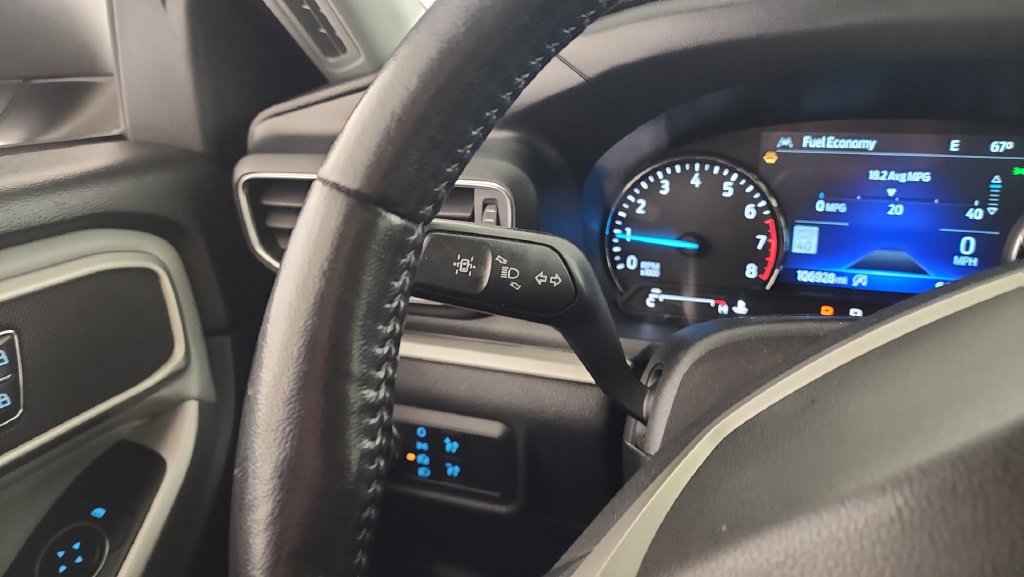 Certified 2021 Ford Explorer XLT w/ Equipment Group 202A AWD/4WD image 18