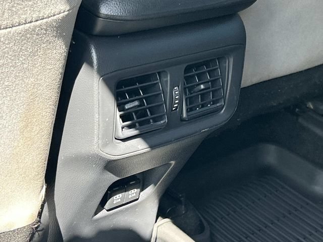 Used 2020 Toyota RAV4 XLE w/ Convenience Package FWD image 20