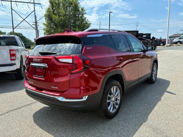 Used 2023 GMC Terrain SLT AWD/4WD image 5