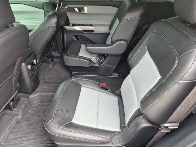 Certified 2023 Ford Explorer XLT w/ Equipment Group 202A AWD/4WD image 26